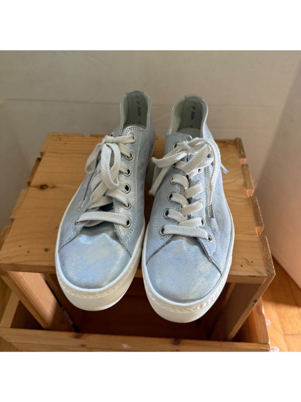 Paul Green Size 7 Womens Tamara Mineral Antic Bluish Gray Metallic Sneaker - Picture 13 of 16